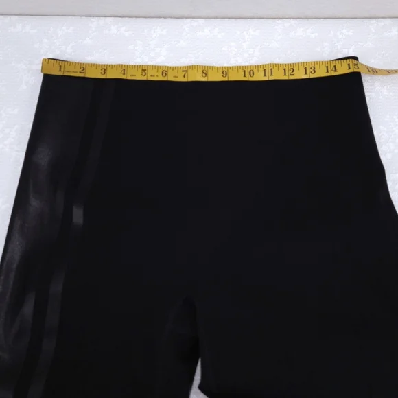 SPANX Every Wear Gloss Side Stripe Leggings - Picture 6 of 7